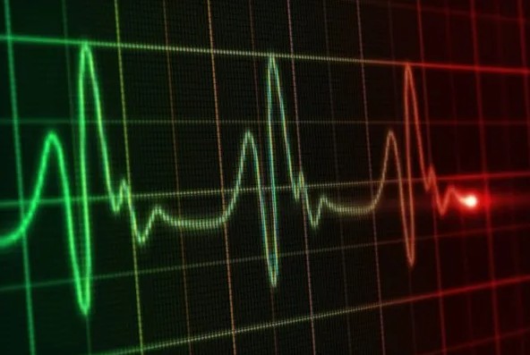 Dakikalar içinde kalp ritmi normale dönüyor! Yeni yöntem Türkiye’de uygulanıyor